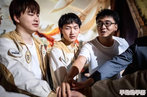 Fly在王者荣耀中效力于哪支顶尖战队？揭秘其荣耀征途的辉煌篇章！