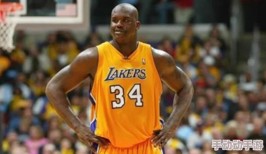 NBA平民玩家必看：顶尖SS级中锋推荐，穿越时代致敬上古传奇巨星！