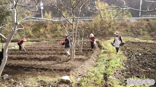 创意迷你世界：从零开始掌握木锄头制作技艺，打造个性化农耕工具全攻略