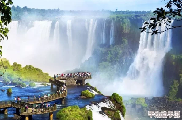 探索边境奇境：揭秘伊甸园瀑布那多的隐秘海狸栖息地全指南