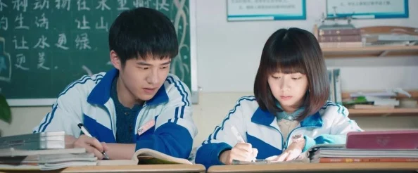 饥荒的阿姨5:网友热议游戏新机制,期待更多创新与挑战,是否能打破前作的局限性? 饥荒的阿姨5:网友热议游戏新机制,期待更多创新与挑战,是否能打破前作的局限性?