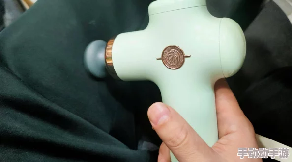 筋膜枪为什么叫富婆快乐枪？揭示其背后的消费心理与健康价值，带你了解这一热门健身工具的魅力所在