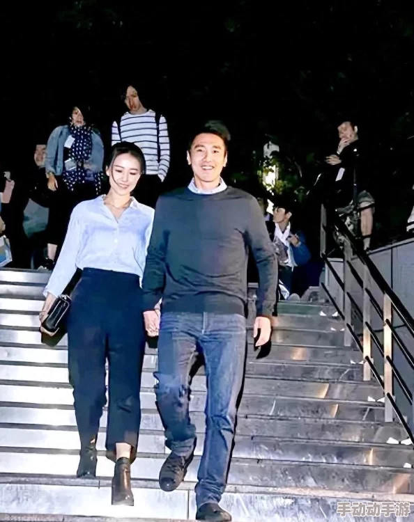 老公带我参加多人游戏怎么办?如何在游戏中平衡夫妻关系与社交互动的技巧与建议 老公带我参加多人游戏怎么办?如何在游戏中平衡夫妻关系与社交互动的技巧与建议