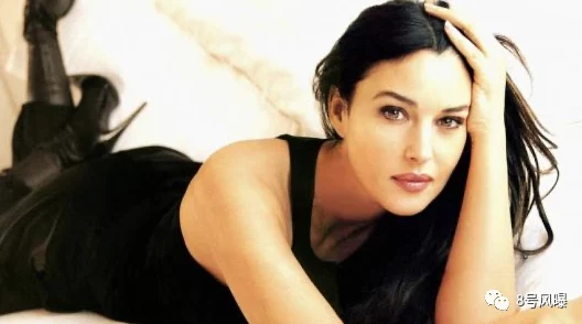 俄罗斯狂躁美女大BBBBBB：探讨其在社交媒体上的影响力与文化现象的形成过程