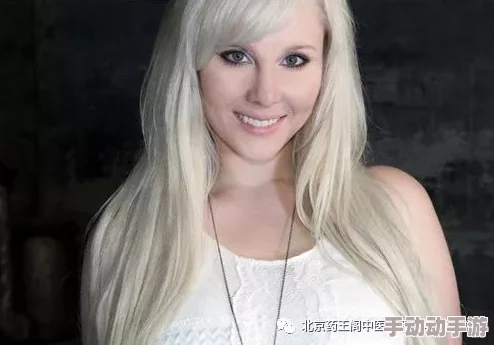 俄罗斯狂躁美女大BBBBBB：探讨其在社交媒体上的影响力与文化现象的形成过程