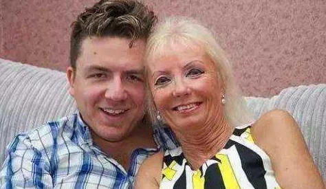 极品老妇    BBBB，被曝与多名年轻男星传绯闻，疑似整容频繁现身医美机构