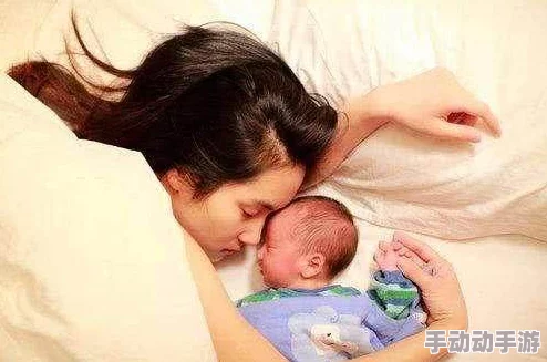 色老太婆生殖裸体：揭示老年女性在现代社会中的身体认同与性别角色的复杂性与挑战