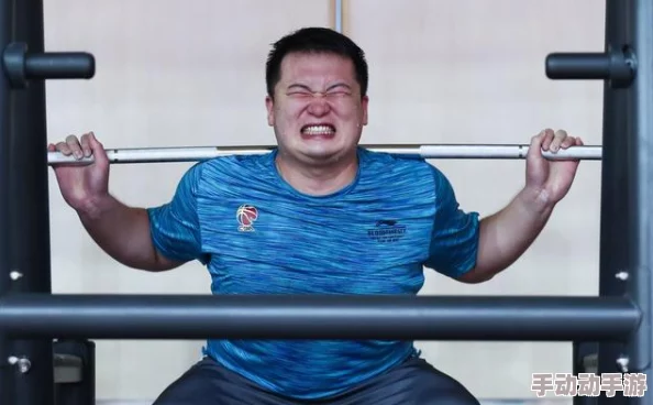 黑土腿法娴熟脚法图片大曝光，惊艳技巧瞬间征服观众，掌握这些绝技让你成为舞台明星！