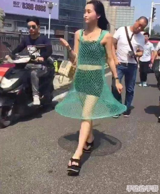 美女裸体喷出白浆,街头猛料曝光引发围观,惊呆路人纷纷拿出手机拍摄此刻! 美女裸体喷出白浆,街头猛料曝光引发围观,惊呆路人纷纷拿出手机拍摄此刻!