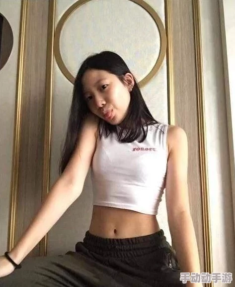 张筱雨扒开双腿毛茸茸的,展现出她独特的魅力与风格,引发网友热议与讨论 张筱雨扒开双腿毛茸茸的,展现出她独特的魅力与风格,引发网友热议与讨论