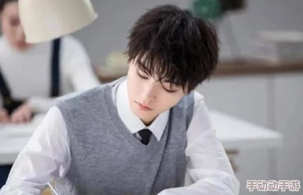 震惊!男人jiji硬了图片引发热议,网友纷纷讨论背后的原因与影响,真相让人意想不到! 震惊!男人jiji硬了图片引发热议,网友纷纷讨论背后的原因与影响,真相让人意想不到!