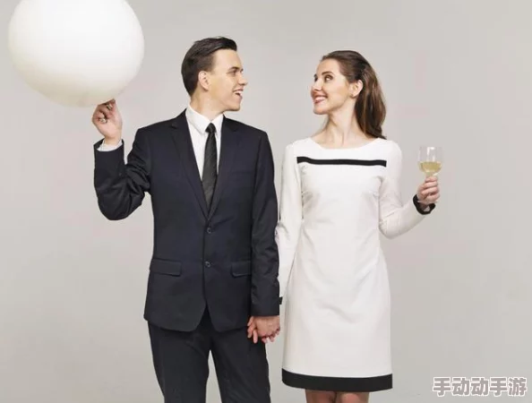 男人把女人桶爽30分钟一，最新动态：两人互动频繁，情感升温，现场气氛热烈，引发众多围观者关注