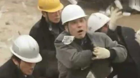 工地上乱j伦小说:最新进展揭示了施工现场的复杂人际关系与情感纠葛,引发广泛关注与讨论 工地上乱j伦小说:最新进展揭示了施工现场的复杂人际关系与情感纠葛,引发广泛关注与讨论