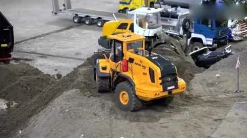 工地上乱j伦小说:最新进展揭示了施工现场的复杂人际关系与情感纠葛,引发广泛关注与讨论 工地上乱j伦小说:最新进展揭示了施工现场的复杂人际关系与情感纠葛,引发广泛关注与讨论