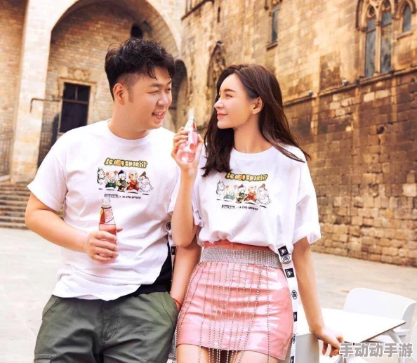 高h各种play全肉np校园引发热议，网友们对其内容和影响表示担忧，认为应加强对青少年文化的引导与保护