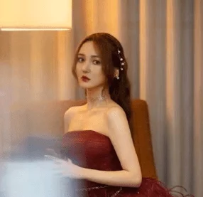 暴露娇妻出去卖小说,网友热议:情感背后的真相与家庭关系的复杂性引发广泛讨论 暴露娇妻出去卖小说,网友热议:情感背后的真相与家庭关系的复杂性引发广泛讨论