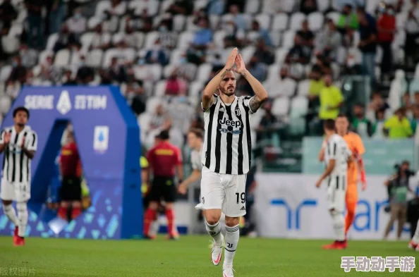 FIFA足球世界后腰球员对比:达尼洛与坎特,谁才是更强之选? FIFA足球世界后腰球员对比:达尼洛与坎特,谁才是更强之选?