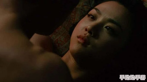 大尺度床戏激情戏裸戏视频 网友评价:这部影片的表现力非常强烈,情感真挚,演员之间的化学反应让人印象深刻 大尺度床戏激情戏裸戏视频 网友评价:这部影片的表现力非常强烈,情感真挚,演员之间的化学反应让人印象深刻