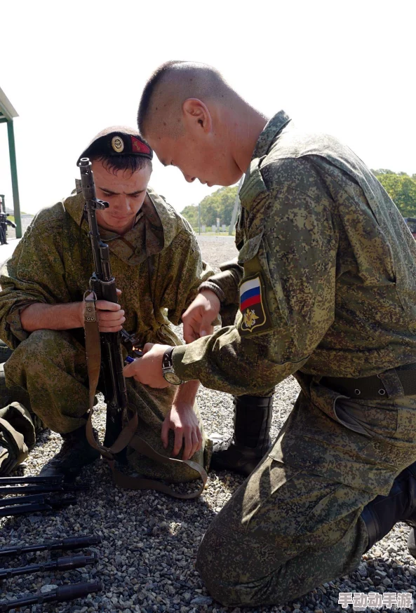深入解析:反恐精英中哪款枪械外观更具吸引力与实用性考量 深入解析:反恐精英中哪款枪械外观更具吸引力与实用性考量