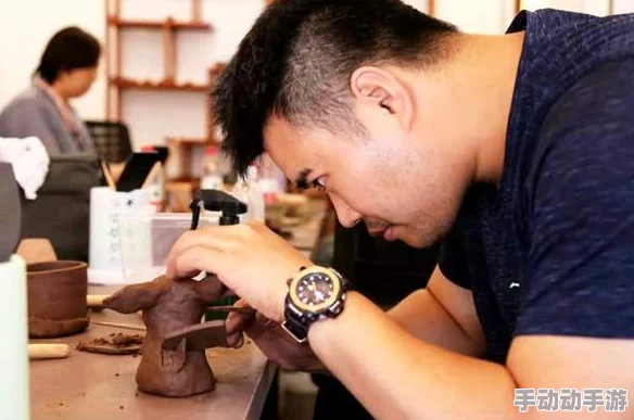 心动小镇的花怎么才能培育出新品种？