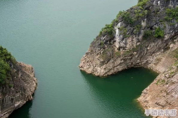 《失落城堡2》黑城堡大桥怎么过？